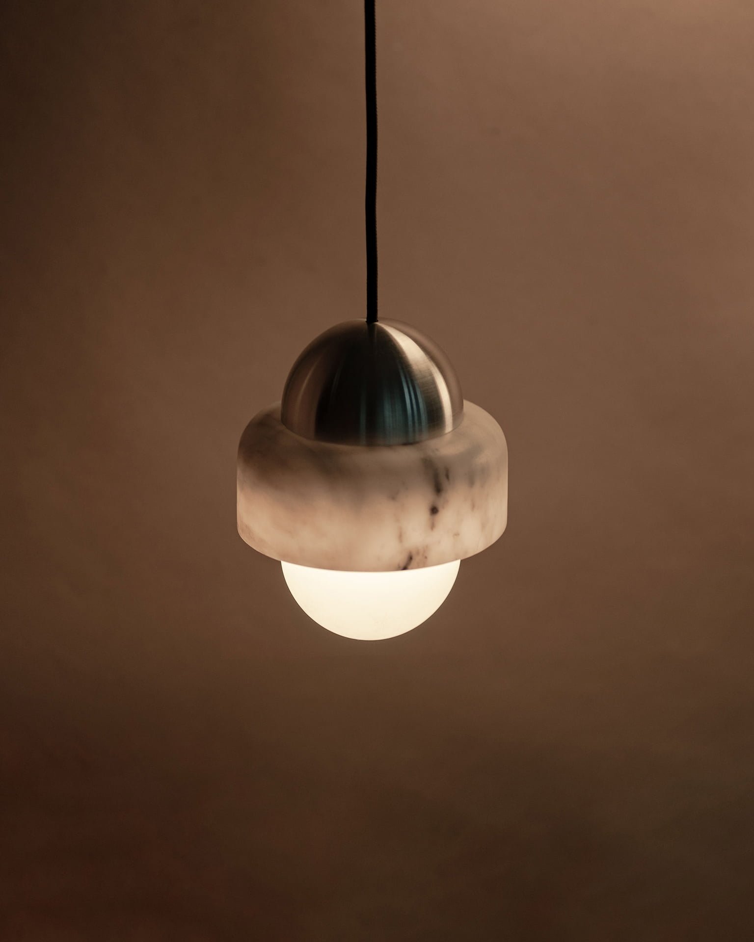 modern indoor ceiling pendant lamp designed by Bandido