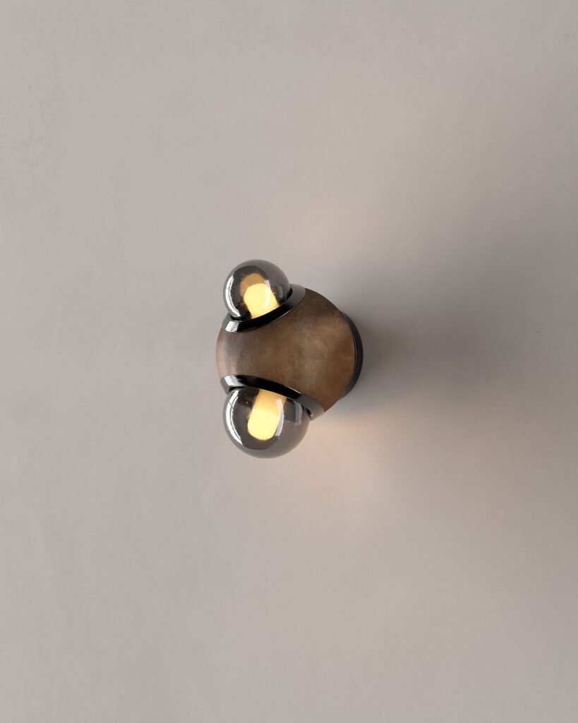 HUMO 13 wall lamp in mottled mud color with smoked glass diffusers and black anodized aluminum detail designed by Bandido Studio