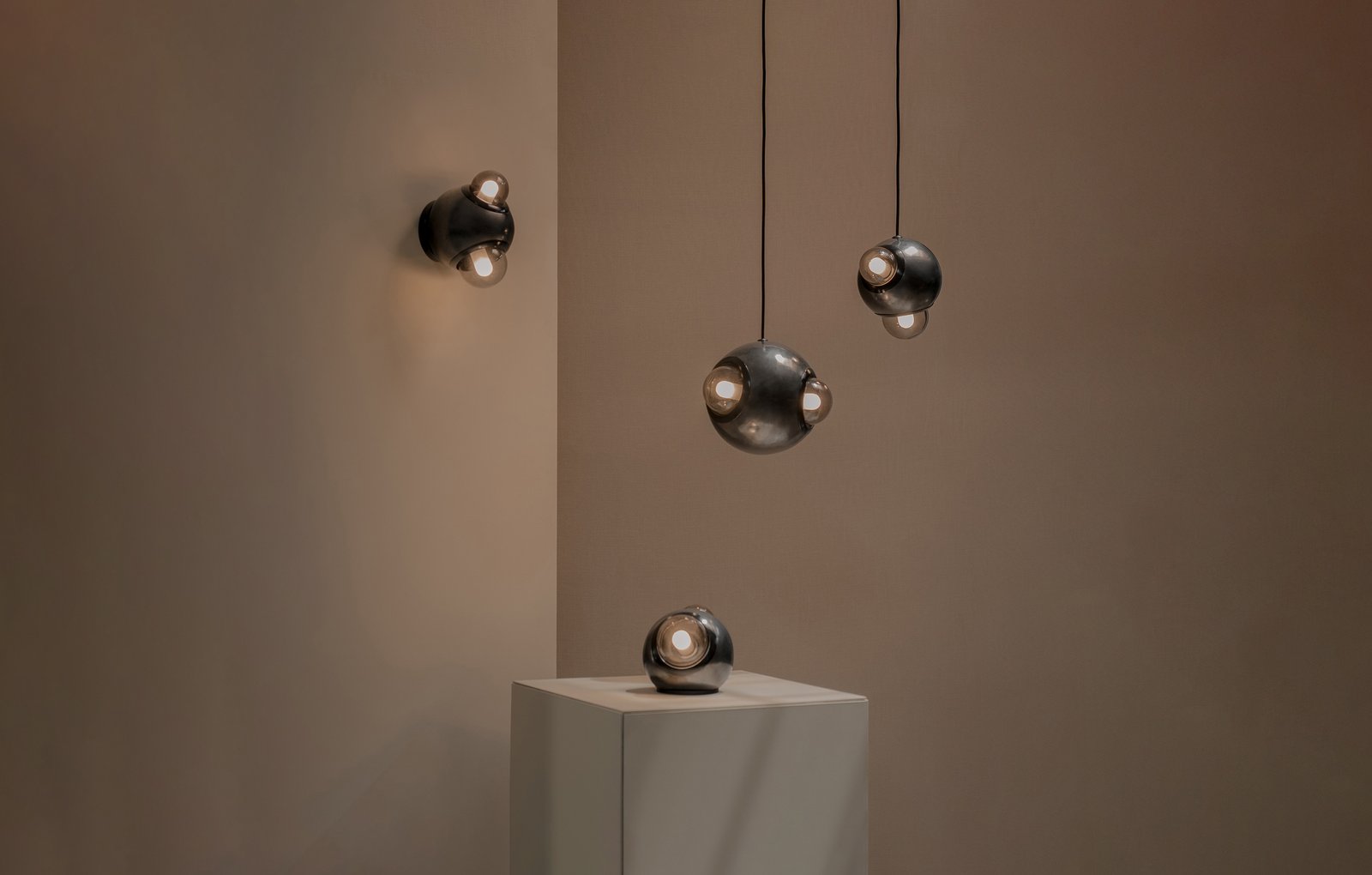 Lámparas Colgantes de Barro Negro - Colección HUMO - Bandido Studio