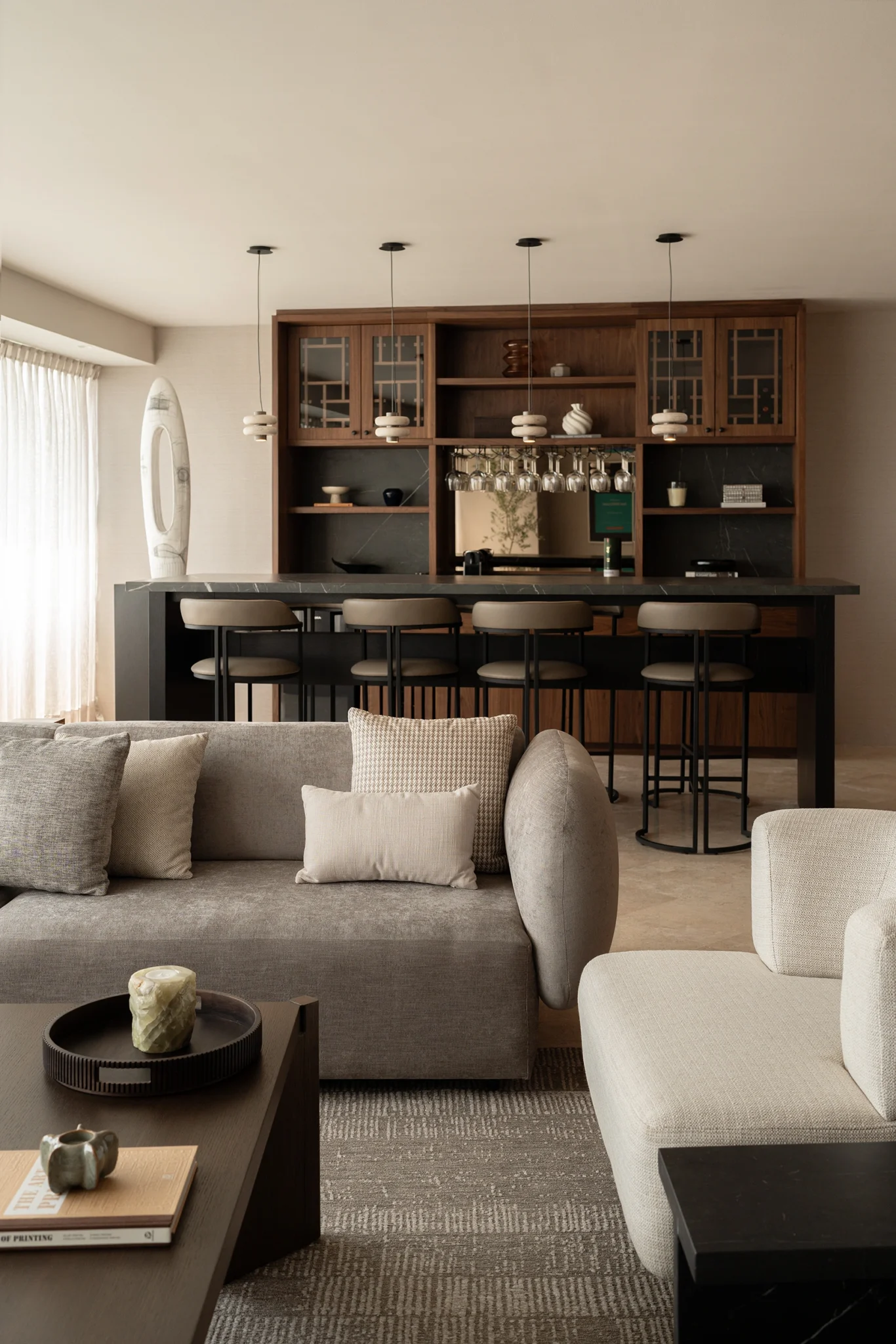 DUO pendant light in beige Mayan marble, designed by Bandido for the CIMA 100 space by Dante Interiorismo