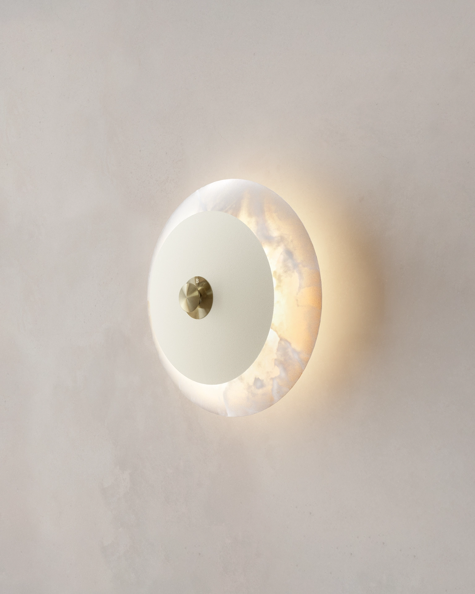 FASE 25 oyster sconce luminaire designed by Bandido Studio