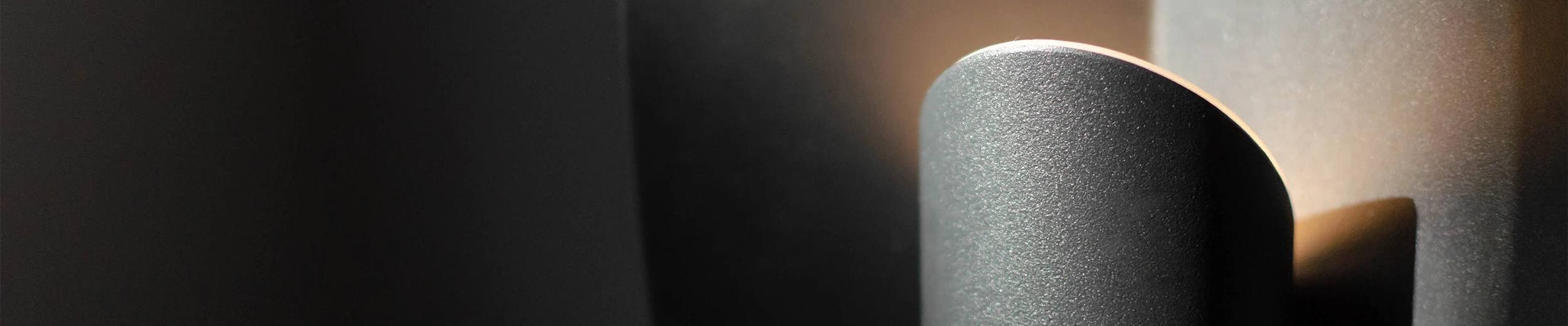 Lámpara BO dark gray de acero con interruptor táctil 
